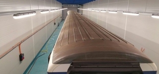 Bahnwagen in Sanierungszone